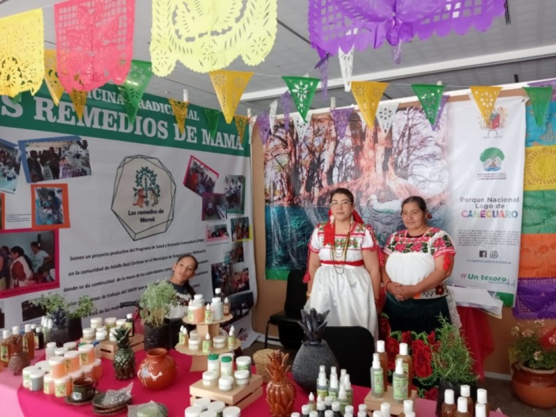 Mujeres de Tangancícuaro participaron en Encuentro Nacional de Promotoras Comunitarias