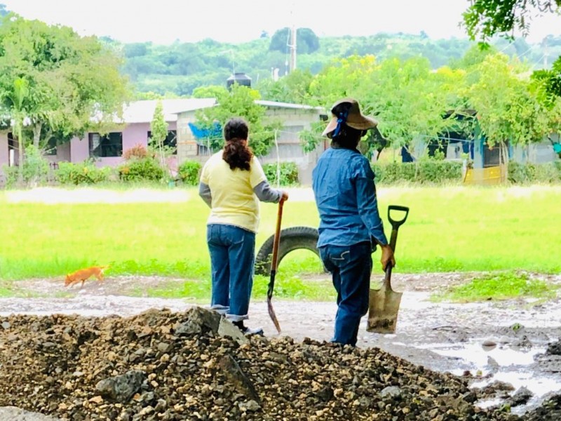 Mujeres del campo son despojadas de sus tierras