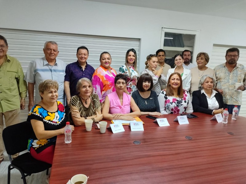 Mujeres del frente cívico indignadas con el gobernador