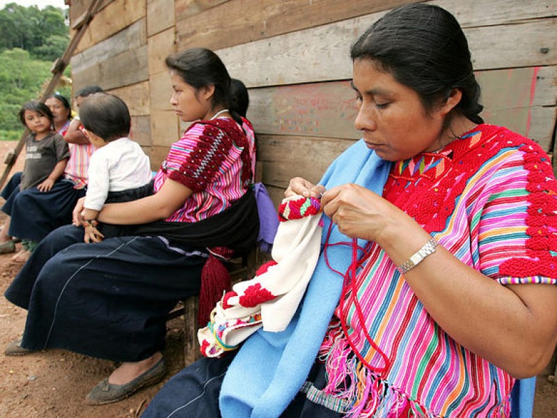 Mujeres indígenas con poco poder de decisión