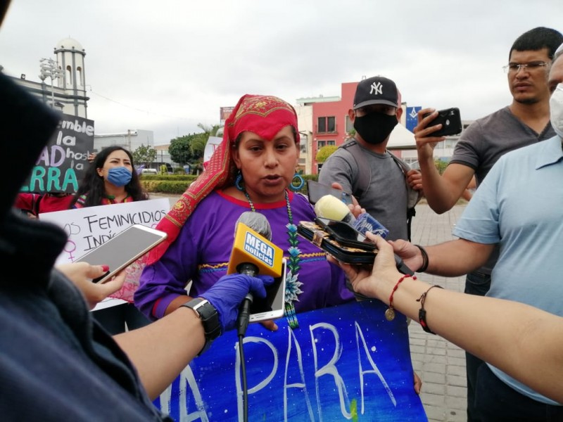 Mujeres indígenas piden reformar usos y costumbres contra matrimonio infantil