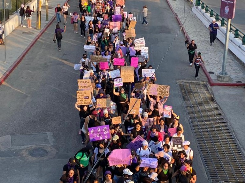 Mujeres marchan en Chiapas en exigencia de justicia