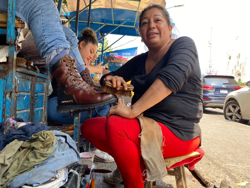 Mujeres que se han apoderado de oficios que realizaban hombres