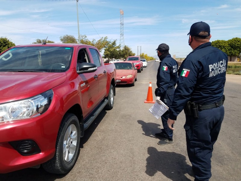 Multan a automovilistas por desobedecer recomendaciones