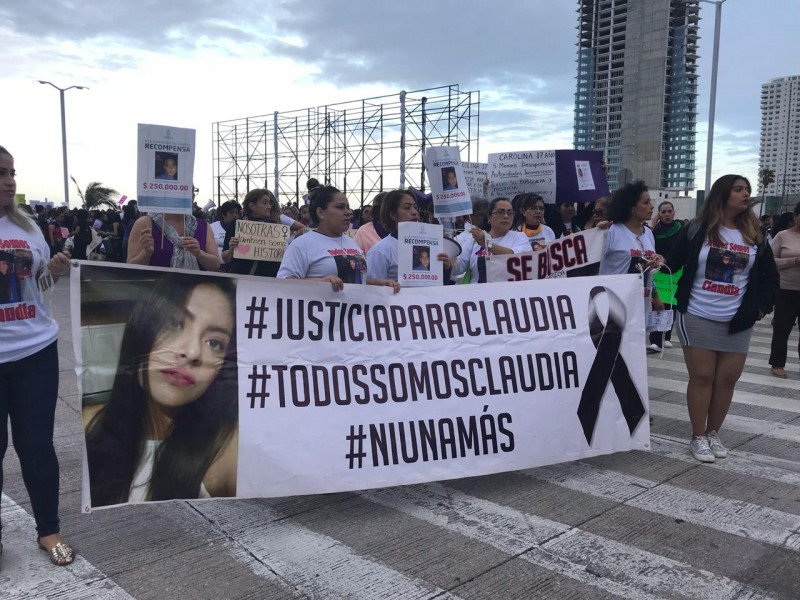 Multitudinario contingente marcha en Boca del Río