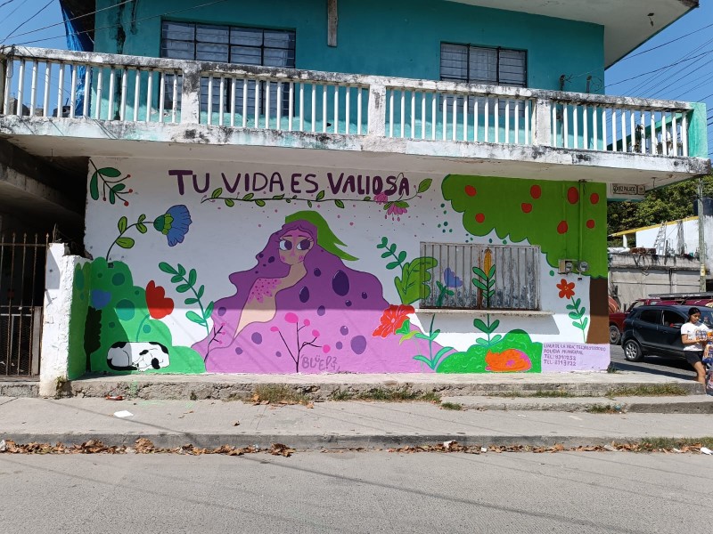 Murales contribuyen a la no violencia contra la mujer