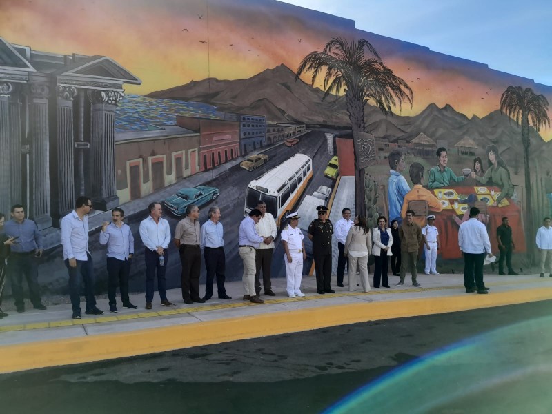 Murales gigantes del pincel de César Duarte