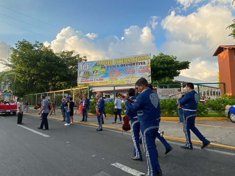 Músicos de Zihuatanejo carecen de prestaciones