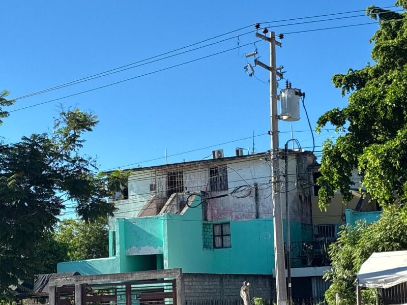¡Más de un mes a oscuras! vecinos del Macapule exigen reparar luminarias