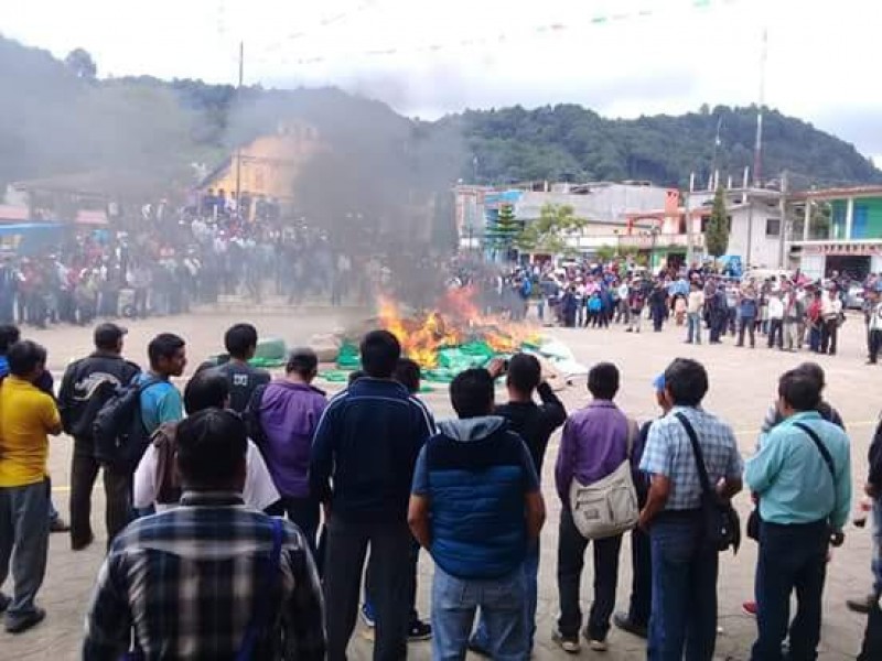Nadie frena la violencia en Chiapas