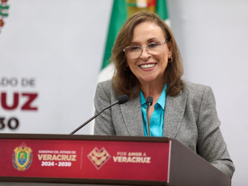 Nahle acusa “nado sincronizado” tras críticas por aumento a su salario