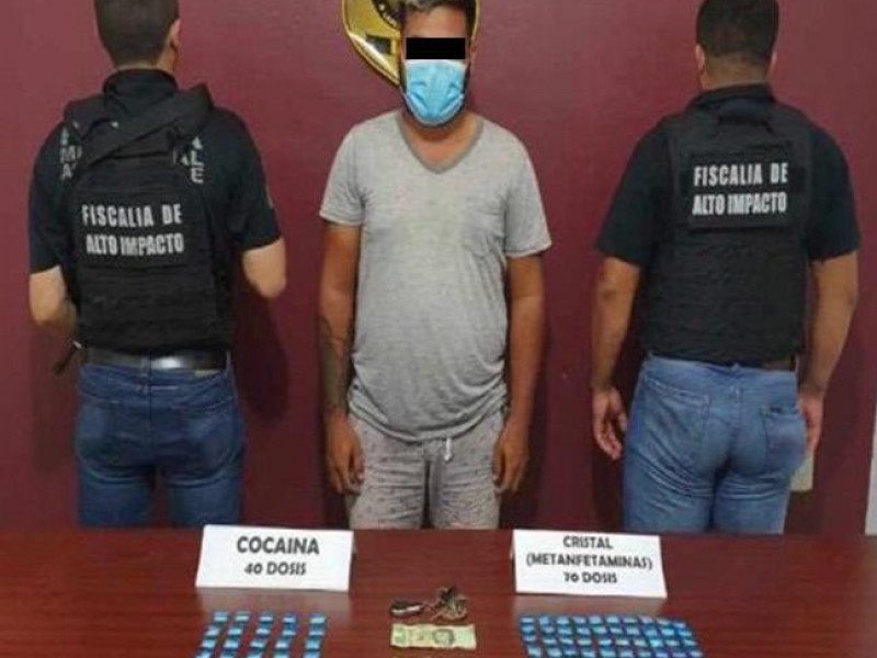 Narcomenudista es detenido en Tonalá