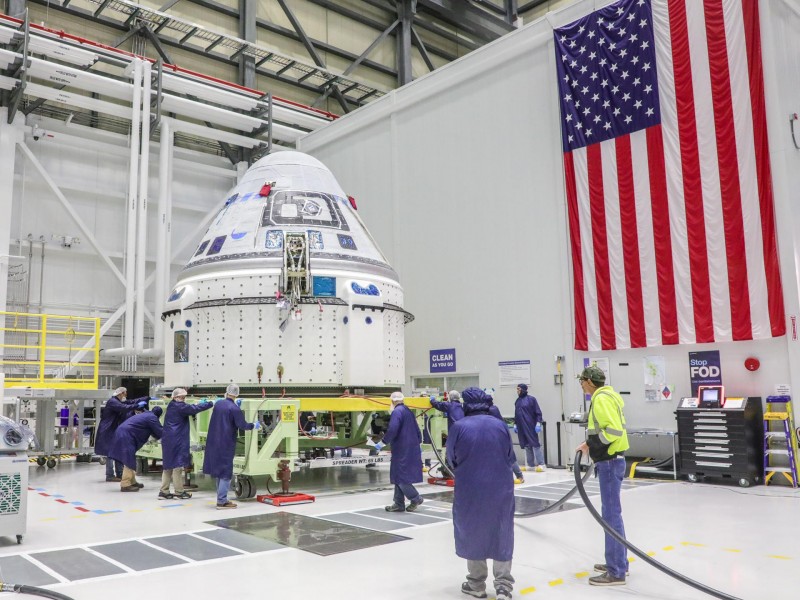 NASA y Boeing planean viaje a la Estación Espacial Internacional
