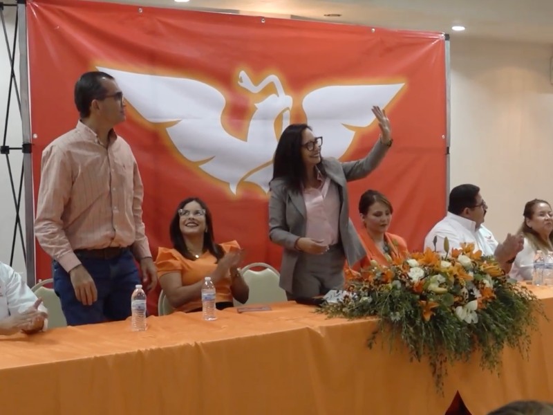 Natalia Rivera apuesta que SLRC se vestirá de naranja en 2027