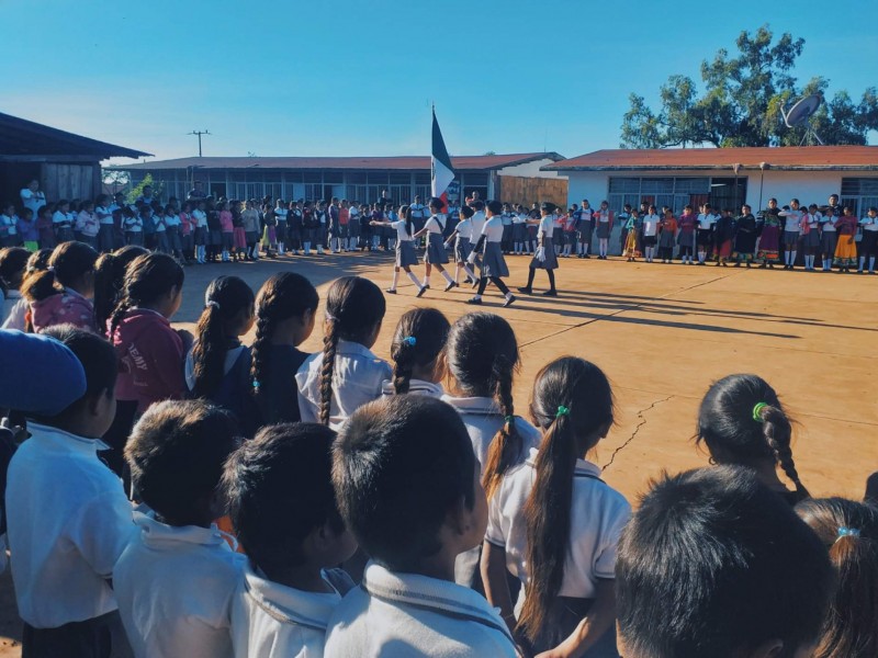 Anuncian regreso a clases presenciales el 7 de junio