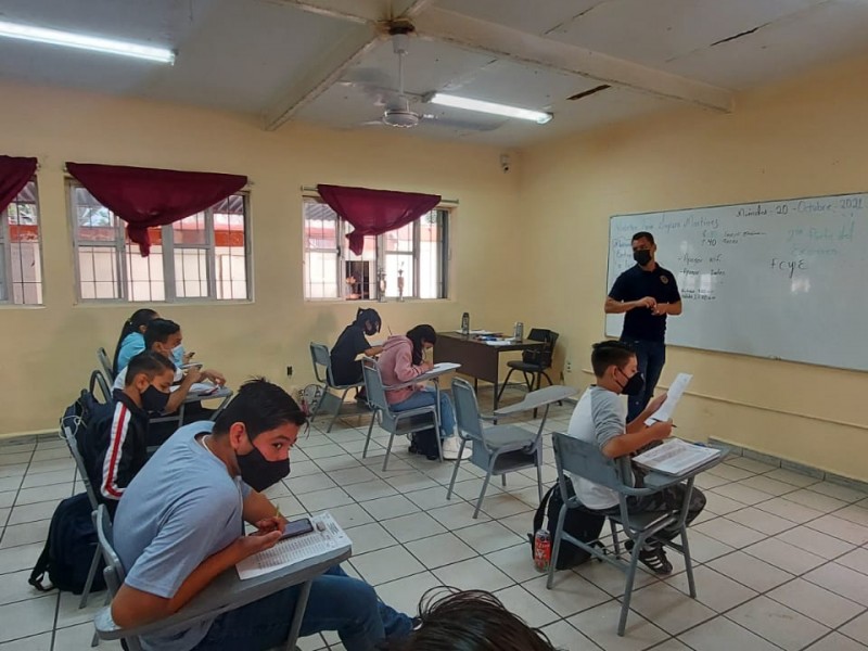 Nayarit y otros 13 estados han suspendido clases presenciales