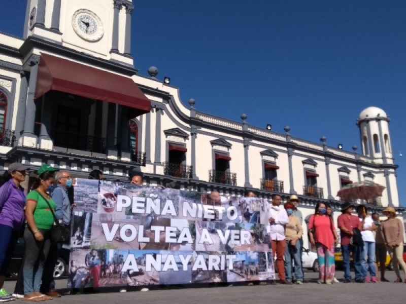 Nayaritas exigen recursos del FONDEN al gobierno federal