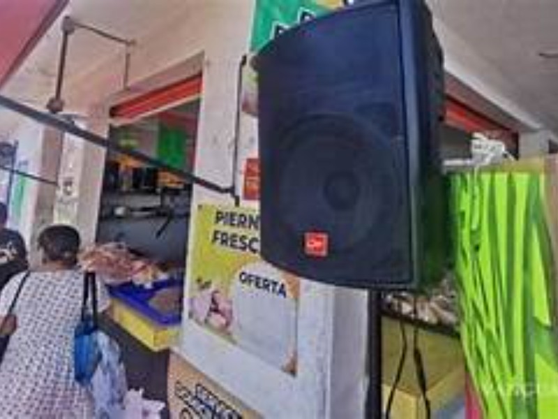 Necesario controlar contaminación auditiva en negocios del centro