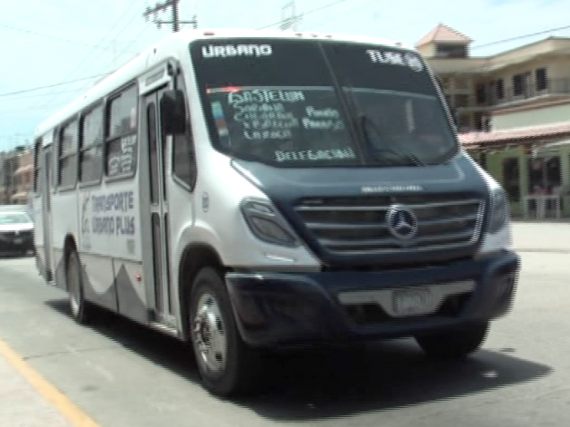 Necesario mejorar los paraderos de camión