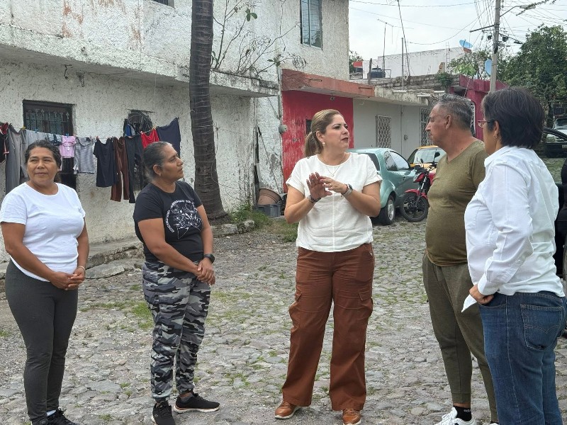 Necesitados de aparatos ortopédicos habitantes de Xalisco