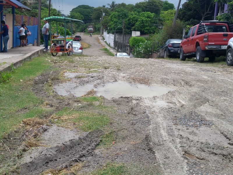 Necesaria, rehabilitación de calles en colonia Universitaria