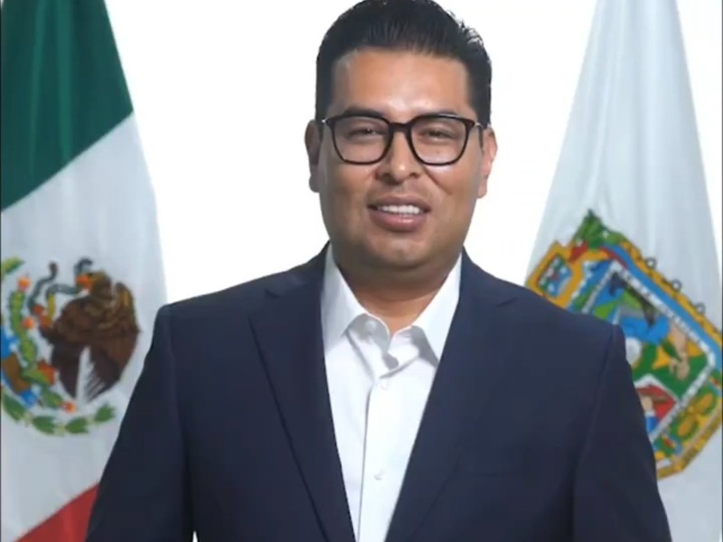 Néstor Camarillo renuncia a dirigencia del PRI Estatal