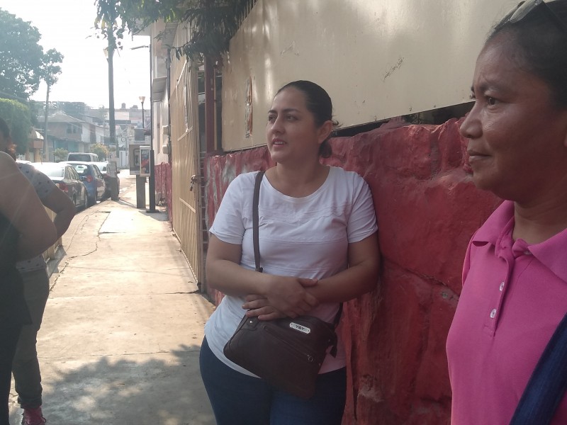 Niega festejos a niños directora en Tuxtla Gutiérrez