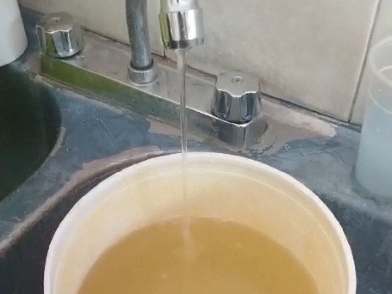 Niegan fallas en tratamiento tras quejas por cortes y turbiedad