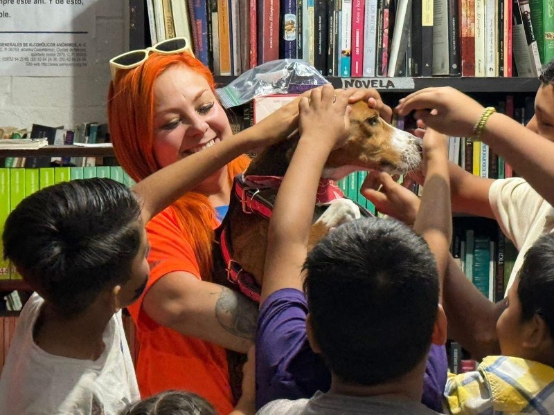 Martina enseña respeto hacia animales en CERESO Obregón