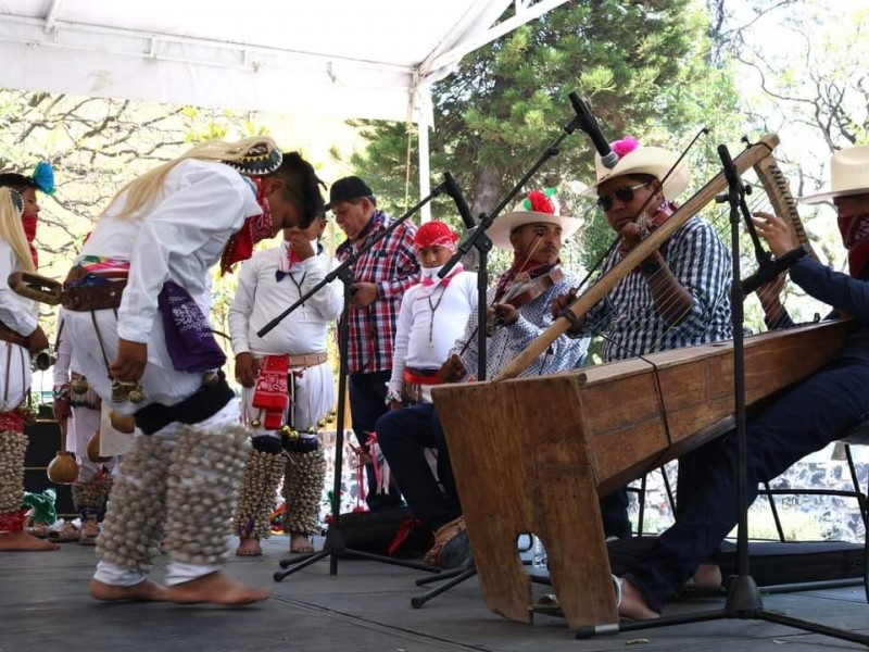 Niños danzantes yoremes-mayo llevan cultura a la ciudad de México