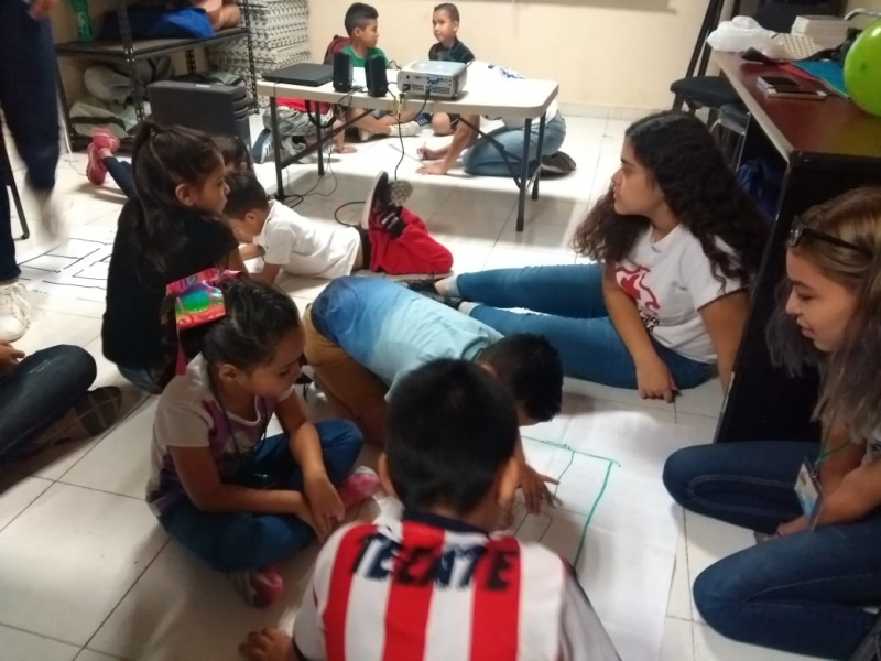 Niños disfrutan de campamento de CR