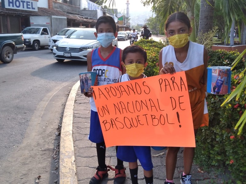 Niños piden apoyo para llegar a Torneo Nacional de Básquetbol