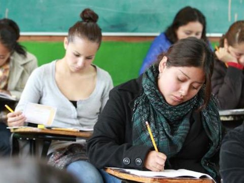 Nivel educativo es mayor en mujeres en Oaxaca