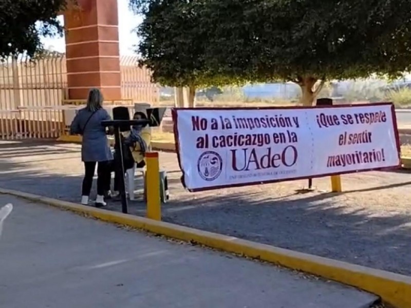 ¡No a la imposición! trabajadores toman instalaciones de la UAdeO