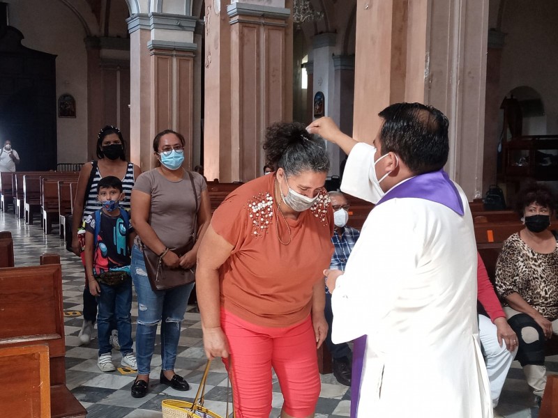 No es obligatorio consumir pescado durante la cuaresma:Iglesia