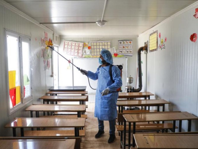 No habrá cierres de comercios ni escuelas por quinta ola