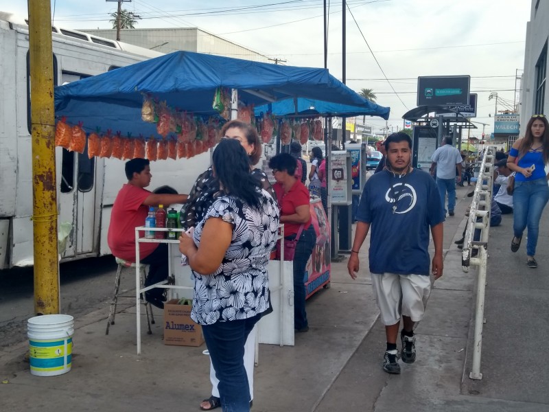 No más puestos ambulantes piden comerciantes