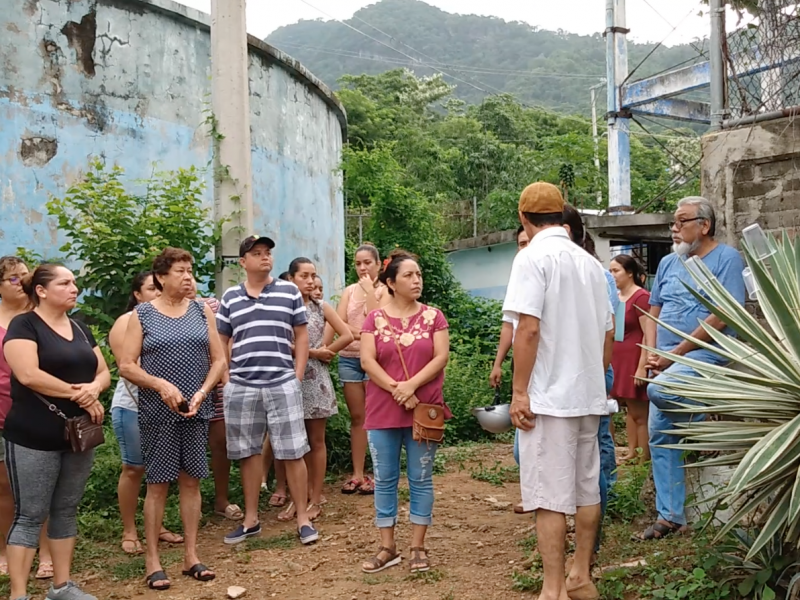 “No queremos la antena”; recalcan vecinos