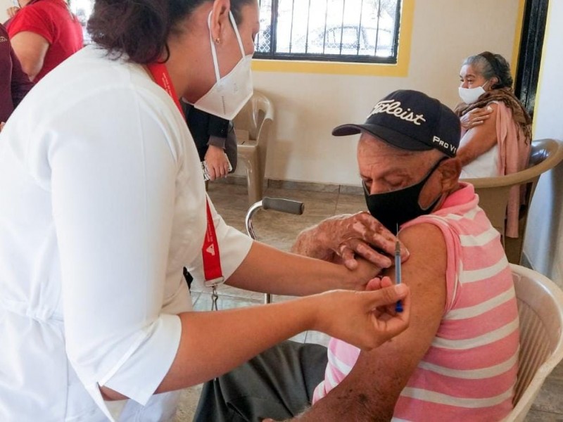 No quieren vacunarse contra Covid muchos mayores de 60