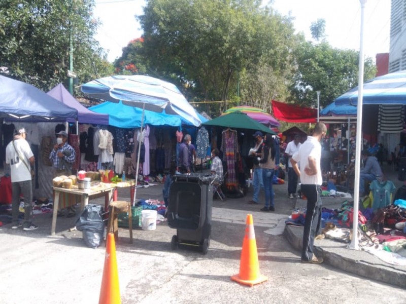 No se cerrarán tianguis de Xalapa pese a semáforo rojo