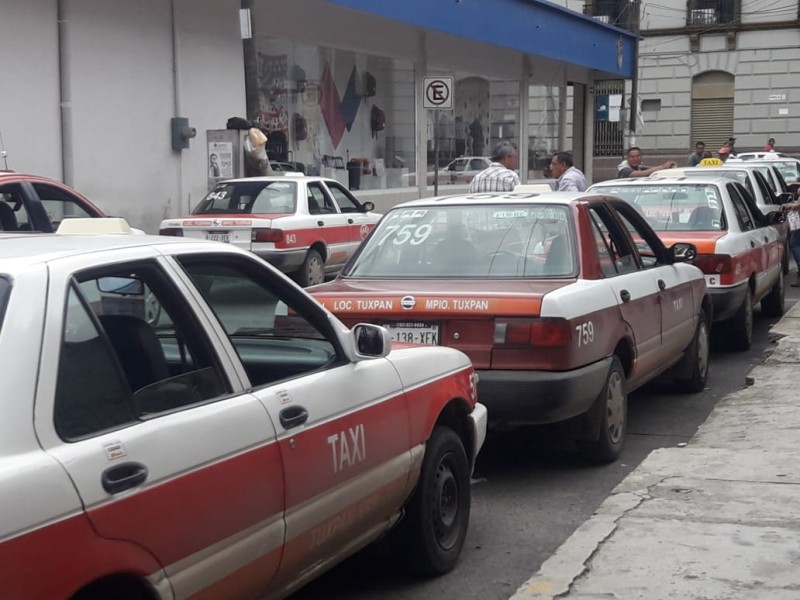 No sirvió reordenamiento vial: taxistas