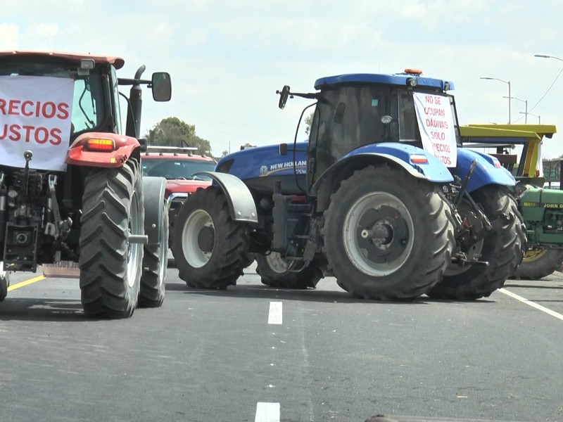 “No somos los enemigos”; agricultores piden disculpas tras bloqueos carreteros “No somos los enemigos”; agricultores piden disculpas tras bloqueos carreteros