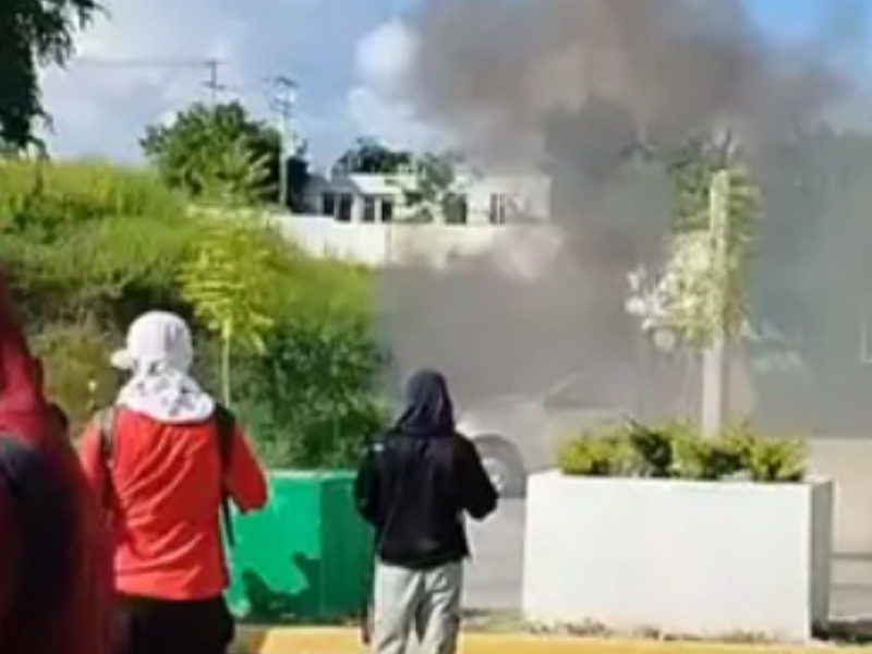 Normalistas de Guerrero realizaron protestan en Iguala