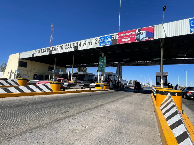 Normalistas de San Marcos protestan en casetas. Exigen becas y alimento