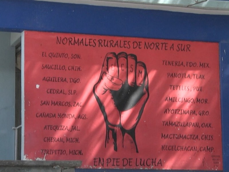 Normalistas se unen en solidaridad con Chiapas
