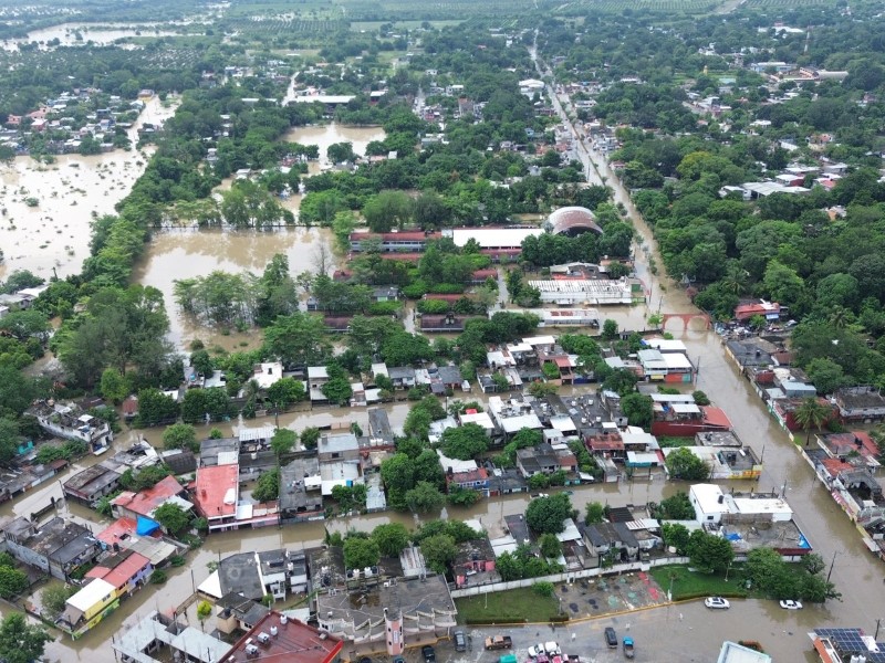 Norveracruzanos en estado de emergencia tras inundaciones