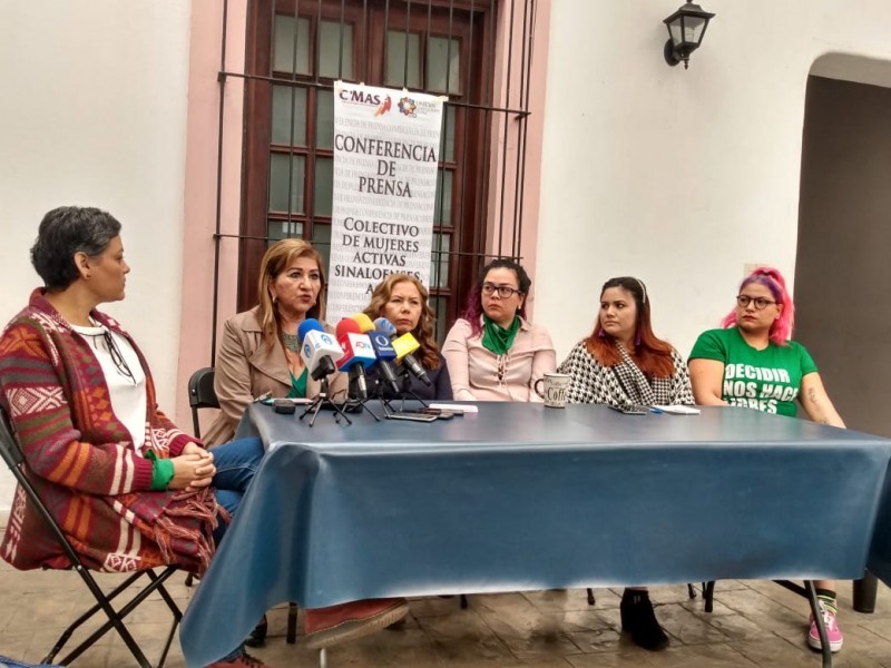 Nosotras tenemos otros datos presidente: Feministas