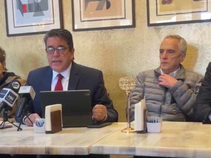 Notarios de Zacatecas alertan: reforma permite entregar notarías 