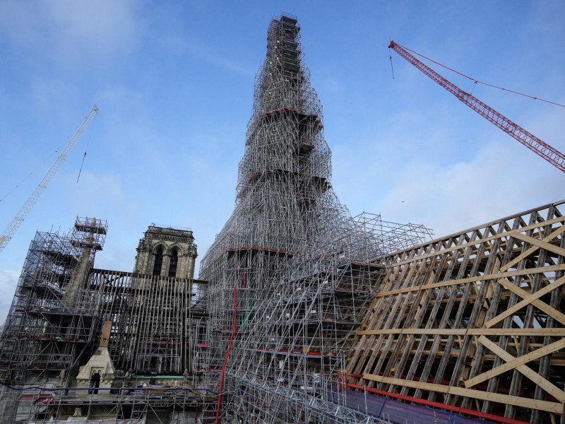 Notre Dame da otro paso para su reapertura