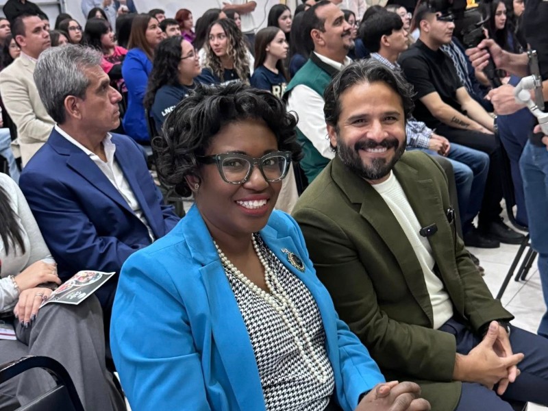 Nuestra Cónsul General Michelle Ward participó en la Expo Canaco Servytur Nogales